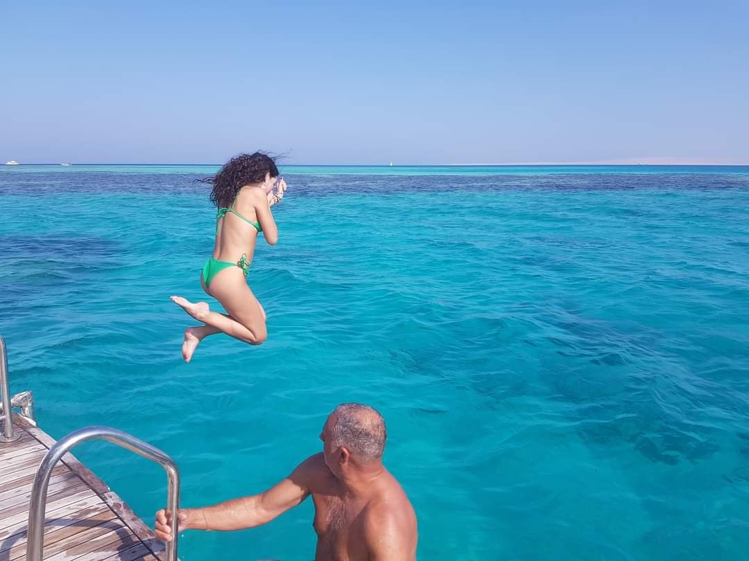 Dolphin House Snorkeling tour